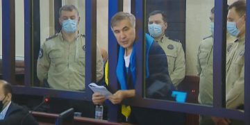 “ფუი იმ ქვეყანას, სადაც ბახვა ჩიქობავას აცხადებენ სისხლის სამართლის დამნაშავედ!” – სააკაშვილი