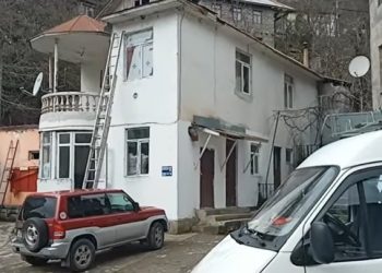 შუახევში ალტ-ინფოს ოფისი გახსნამდე დაახურინეს