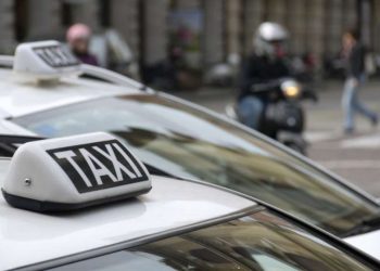 კახა კალაძემ B კატეგორიის ტაქსის მძღოლებს ლიცენზიის აღებისკენ მოუწოდა