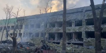 მარიუპოლში რუსმა სამხედროებმა ბავშვთა საავადმყოფო დაბომბეს