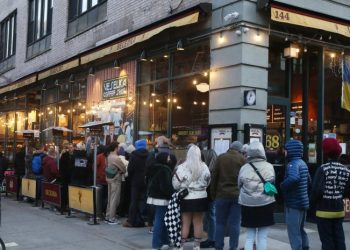 “ამერიკელების თანადგომა უკრაინელებს. “- ფოტოს ამერიკაში მცხოვრები ქართველი ავრცელებს