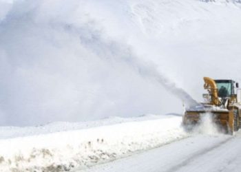 საავტომობილო გზებზე გაწმენდითი სამუშაოები ყველა მიმართულებით უწყვეტ რეჟიმში მიმდინარეობს