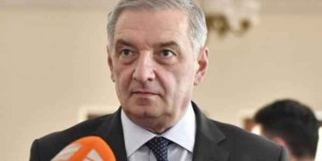 “ზელენსკის გადაწყვეტილება განპირობებულია ნაციონალური მოძრაობის შემადგენელი ნაწილის მიერ” – ვოლსკი