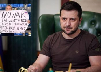 “მადლობელი ვარ იმ გოგოსი, ვინც “პირველი არხის” ეთერში პლაკატით ხელში შევიდა” | ზელენსკი “ვრემიას” რედაქტორზე