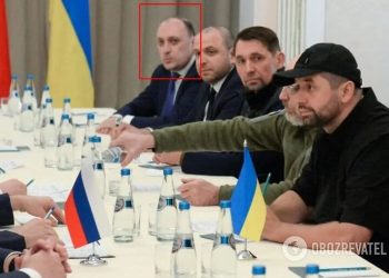 „ობოზრევატელი“ – მოკლულია რუსეთ-უკრაინის პირველ მოლაპარაკებებში უკრაინული დელეგაციის წევრი დენის კირეევი, რომელსაც სავარაუდოდ სახელმწიფო ღალატში ედებოდა ბრალი