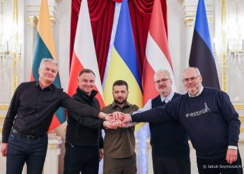 “აქ თუ არ ვართ, გინდ შეიტანეთ, გინდ გამოიტანეთ ეგ თქვენი რუმბივით თავგასიებული სპიკერ-ფალავანი” – უგულავა