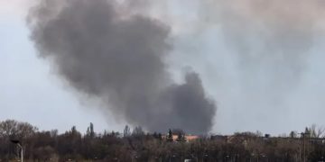 10 აპრილს უკრაინის ცენტრში, ქალაქ დნეპრში აეროპორტი განადგურდა