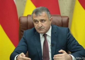 “რატომ უნდა გახსნას საქართველომ მეორე ფრონტი-ეს საკუთარ ფეხში გასროლას ნიშნავს, უფრო სწორედ თავში“ – ანატოლი ბიბილოვი