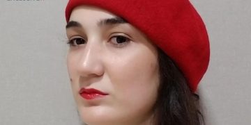 “ფეისბუკი, დასავლური პოლიტკორექტულობის მსგავსად, პალმის ქვეშ ზის და ბლომანჟეს ჭამს..! ძვირფასებო, გვიანი იქნება როდესაც ამ ბლომანჟედან თავს ამოჰყოფთ..! “ – ნინო ბექაური