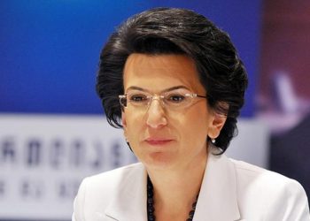 „ამ პოლიტიკანს დაავიწყდა რომ სულ „მთლად“ პუტინს აღუთქვა 2018 წელს „უბლოკო“ სტატუსი საქართველოსთვის”– ბურჯანაძეს მის მიერ გაკეთებული პრორუსული განცხადებები შეახსენეს