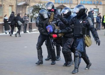 რეპრესიები რუსეთში – რას ამბობს რუსი პედაგოგი