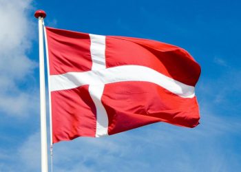 დანიამ კორონავირუსის ვაქცინაციის კამპანია შეაჩერა