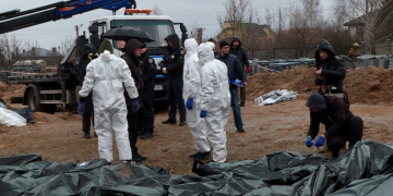 კიევის ოლქში საერთო სამარხში 200-მდე დახვრეტილი ადგილობრივის ცხედარი იპოვეს