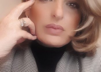 “ცოტა უცნაურია, აკერმანის 8 აპრილს მკვდრად გამოცხადება…მკვდარი იყო ეს კაცი და სული გამოიძახეს?” – ეკა ვეფხვაძე