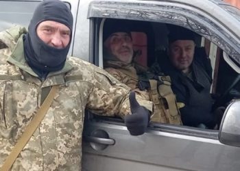 უკრაინაში დაღუპული დავით მენაბდიშვილი რუსთავში სამხედრო პატივით დაკრძალეს