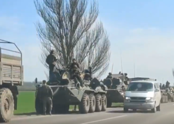 კადრებში რუსული ჯავშანტექნიკის გრძელი კოლონა ჩანს, რისთვის ემზადება პუტინი ?