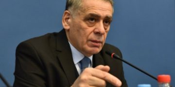 “შეიძლება ძალიან მალე ჩვენ რუსეთის მხრიდან ულტიმატუმის წინაშე აღმოვჩნდეთ!” – რაზე საუბრობს რომან კაკულია