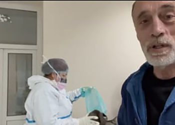 (ვიდეო) – “ჯერ გაგვაშიშვლა, მერე ჩაგვაცვა” – ქართველი მეომრები, რომლებმაც ქიმიური მოწამვლა მიიღეს, ჰოსპიტალში