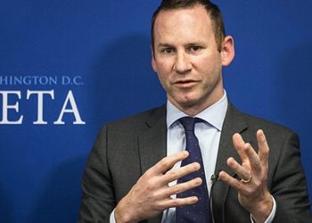 “ახლა თბილისი კბილებამდე უნდა შეიარაღდეს” – ლუკ კოფი