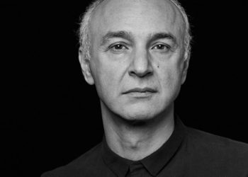 “ეს ისტორიული დანაშაული მხოლოდ ვინმე ღარიბაშვილზე თუ კობახიძეზე კი არ ვრცელდება!აქ „ქოცი არასდროს ვყოფილვარ“ და „ხმა სხვას მივეცი“ არ გამოდგება”-პროფესორი გიორგი მაისურაძე