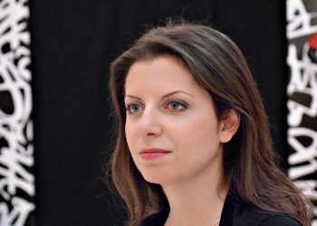 პუტინმა მარგარიტა სიმონიანს დაბადების დღეზე გენერალ-ლეიტენანტის წოდება მიანიჭა