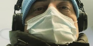 “ხვალ დილამდე ღარიბაშვილი უნდა იყოს გადამდგარი, თორემ ხვალ ზუსტად ეს იგივე ხალხი შევიკრიბებით და დავლეწავთ კანცელარიას” – მშვილდაძე