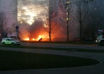 მოსკოვში ერთდროულად 7 ავტომობილი დაიწვა