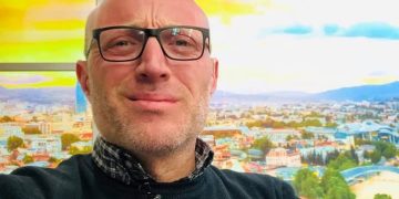 „თუ მტყუანი ვარ, თუ მე ამის მეტჯერ რამე დავწერო პოლიტიკაზე, ჩემ სამივე შვილს ვფიცავ!!!“ – ნიკა ქავთარაძე