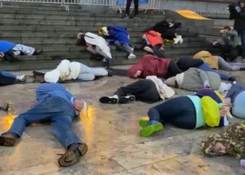 რუსთაველის გამზირზე სოლიდარობის აქცია – პერფორმანსი გაიმართა