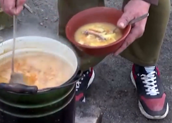 “ომის მე-7 დღეს გაითიშა ელექტროენერგია. ქუჩაში ვცდილობთ საჭმლის მომზადებას” – ვითარება კიევის შემოგარენში