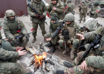 “მიმიფურთხებია მედლებისთვის და წოდებებისთვის! აქ მედლებს და ფულს გვპირდებოდნენ… სახლში წამიყვანეთ!” – რუსი ჯარისკაცი