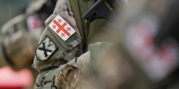 “წინააღმდეგობა რომ ვერ გაგვიწიეს, გამოიძახეს არტილერია და დაგვბომბეს… 1 კაცზე 20 ჭურვი მოდიოდა” – ხარკოვთან დაღუპული ქართველების მეთაური