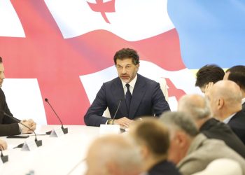 კახა კალაძე: მეტროსადგურების მიმდებარე ტერიტორიები უნდა იყოს მოწესრიგებული, რადგან რაც იქ ხდება, მიუღებელია