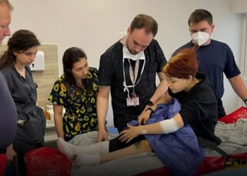 როგორ გადაარჩინა 15 წლის დაჭრილმა მოზარდმა 4 ადამიანი – უკრაინა