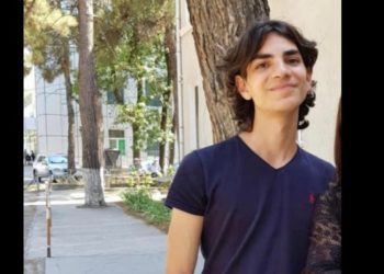 თბილისში 17 წლის ბიჭს ეძებენ