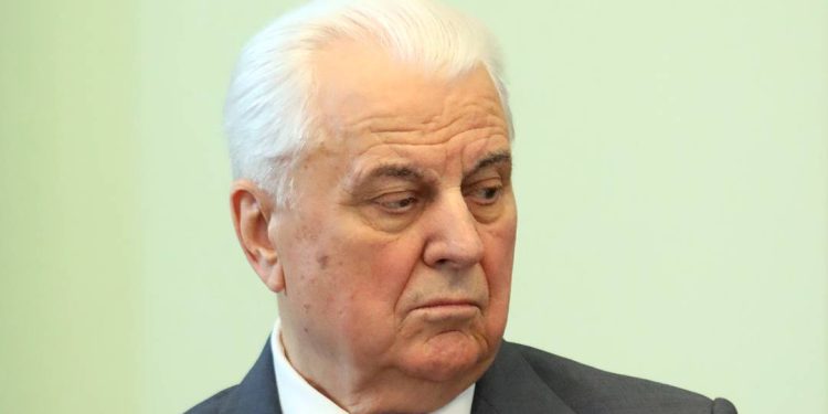 KIEV, UKRAINE  FEBRUARY 23, 2018: Former Ukrainian president Leonid Kravchuk attends the 2018 Baltic-Black Sea Forum. Pyotr Sivkov/TASS

Óêðàèíà. Êèåâ. 24 ôåâðàëÿ 2018. Ýêñ-ïðåçèäåíò Óêðàèíû Ëåîíèä Êðàâ÷óê íà IV Áàëòèéñêî-×åðíîìîðñêîì ôîðóìå "Ñîëèäàðíàÿ áåçîïàñíîñòü ñòðàí Áàëòèéñêî-×åðíîìîðñêîãî ðåãèîíà êàê êîíñåíñóñíàÿ ñòðàòåãèÿ äëÿ Áîëüøîé Åâðîïû". Ïåòð Ñèâêîâ/ÒÀÑÑ