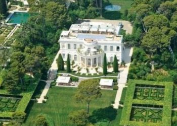 პორტუგალიაში აბრამოვიჩის 10-მილიონიანი სასახლე დააყადაღეს