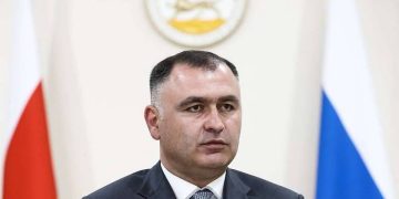 ალან გაგლოევმა ოკუპირებულ ცხინვალში ე.წ. რეფერენდუმის ჩატარების “განკარგულება” შეაჩერა
