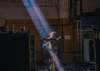 “უკრაინელი ჯარისკაცი აზოვსტალის ქარხანაში, მზის სხივი რამდენიმე თვის შემდგომ პირველად ნახა…” – რუსლან შავაძე