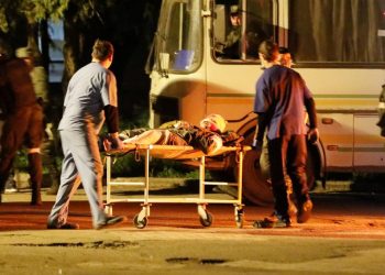 აზოვსტალის ქარხანა სულ მცირე 7-მა ავტობუსმა დატოვა – Reuters-ი