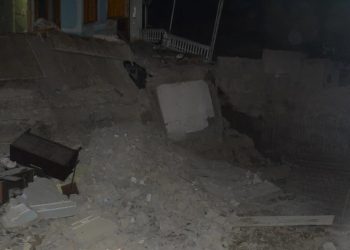 გორში საცხოვრებელი სახლის კედელი ჩამოინგრა – სახლში ოჯახის წევრები იმყოფებოდნენ