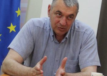 “იმაზე ნუ საუბრობთ, თუ როგორ ვერაგულად უშლიან ევროკავშირს ნერვებს ქოცები…” – ზურაბიშვილი ოპოზიციას