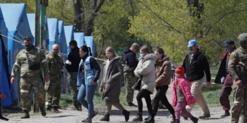 Reuters: აზოვსტალიდან 50-ზე მეტი მშვიდობიანი მოქალაქის ევაკუაცია განხორციელდა
