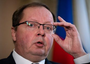 ბუჩაში ომის დანაშაულებზე ბრალდებები „ფაბრიკაციაა“ – რუსეთის ელჩი დიდ ბრიტანეთში