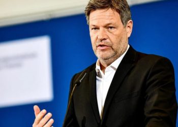 გერმანია უნგრეთის გარეშე დაუჭერს მხარს რუსულ ნავთობზე ემბარგო დაწესებას – ჰაბეკი