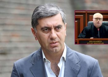 “კვერცხებით ჰყავხარ ივანიშვილს დაჭერილი – კაცი რომ მოკალი და საქმე ჩაგიფარცხეს, შენს ძმას შსს რომ იჭერს და უშვებს” – ოქრუაშვილი მოსამართლეს