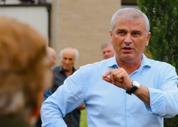 “იწვევენ აქ ექსპერტებს ტოტალიტარულ რეჟიმებთან ვითომდა საბრძოლველად…რევოლუციური სცენარების მოსაწყობად” – ქადაგიშვილი