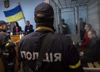 რუსმა სამხედროებმა უკრაინის სასამართლოში, ომის დანაშაული აღიარეს – დეტალები