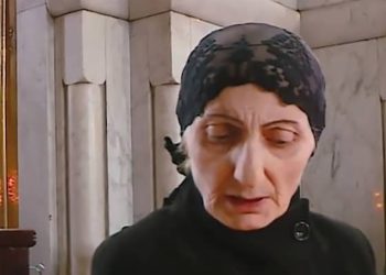 (ვიდეო) – “გამახსენდა ოთარაანთ ქვრივი, მიდის და ჩემსკენ არაფერი ახედებსო, ასე წავიდა ჩემი შვილი” – რატი შურღაიას დედა