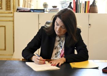დღეს შვედეთის საგარეო საქმეთა მინისტრმა NATO-ში გაწევრიანების განაცხადს ხელი მოაწერა